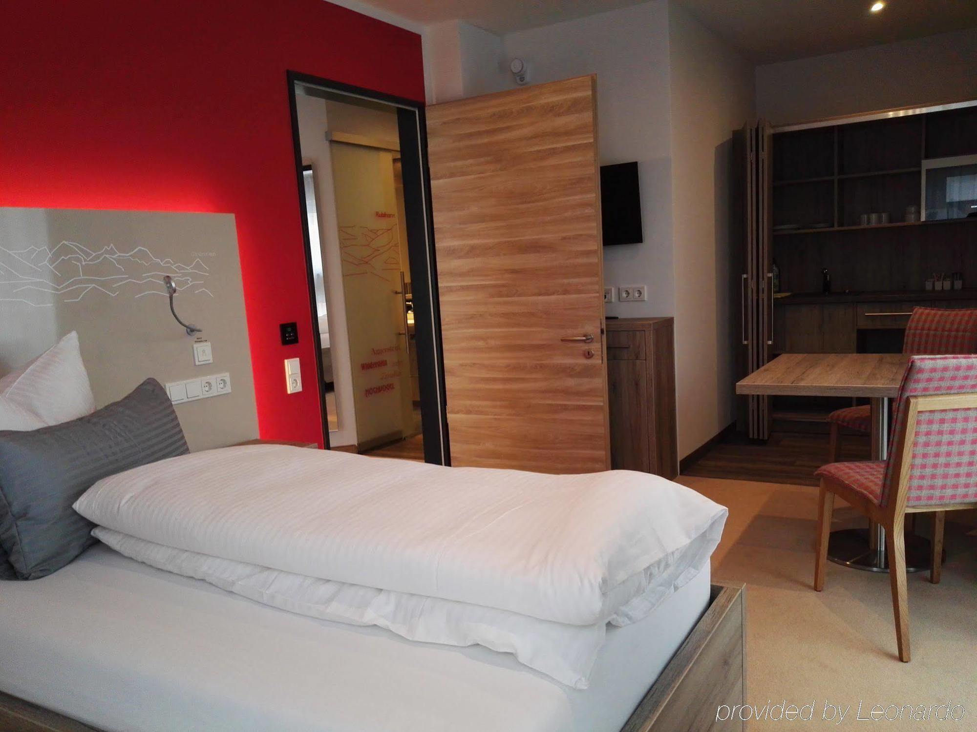 Allgaeu Art Hotel Kempten Ngoại thất bức ảnh