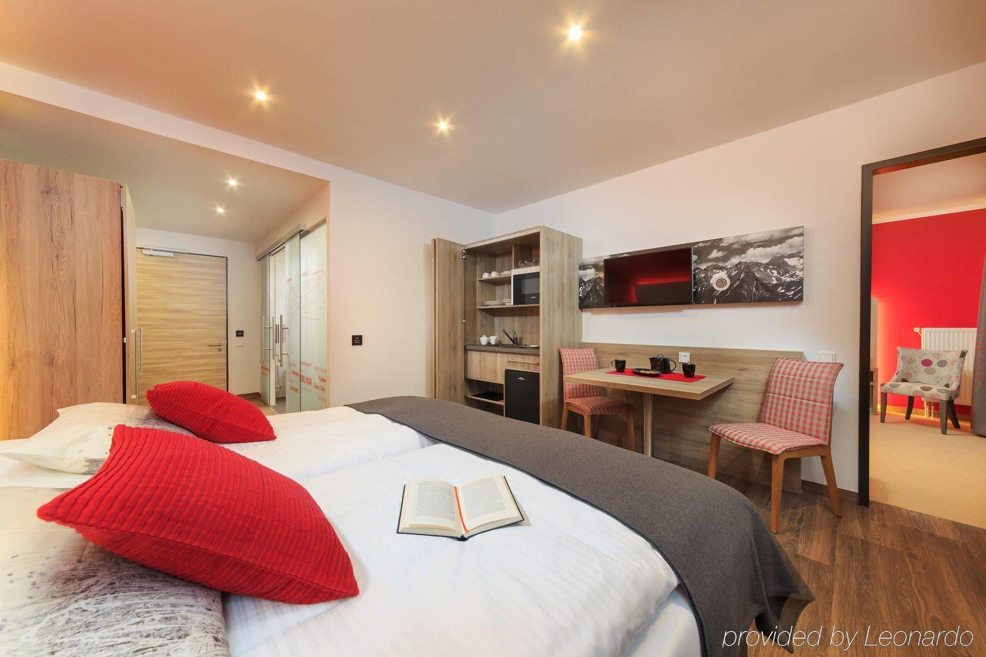 Allgaeu Art Hotel Kempten Ngoại thất bức ảnh