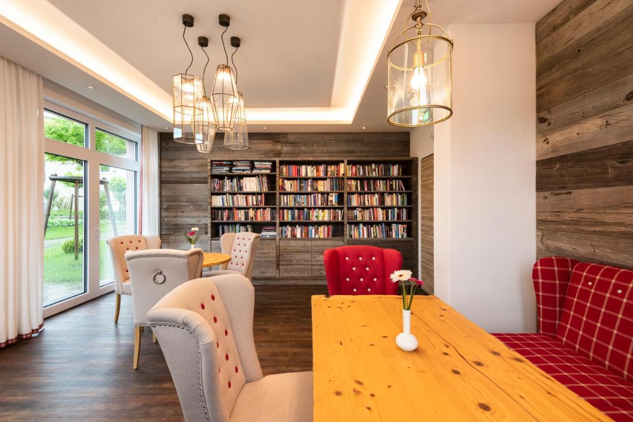 Allgaeu Art Hotel Kempten Ngoại thất bức ảnh