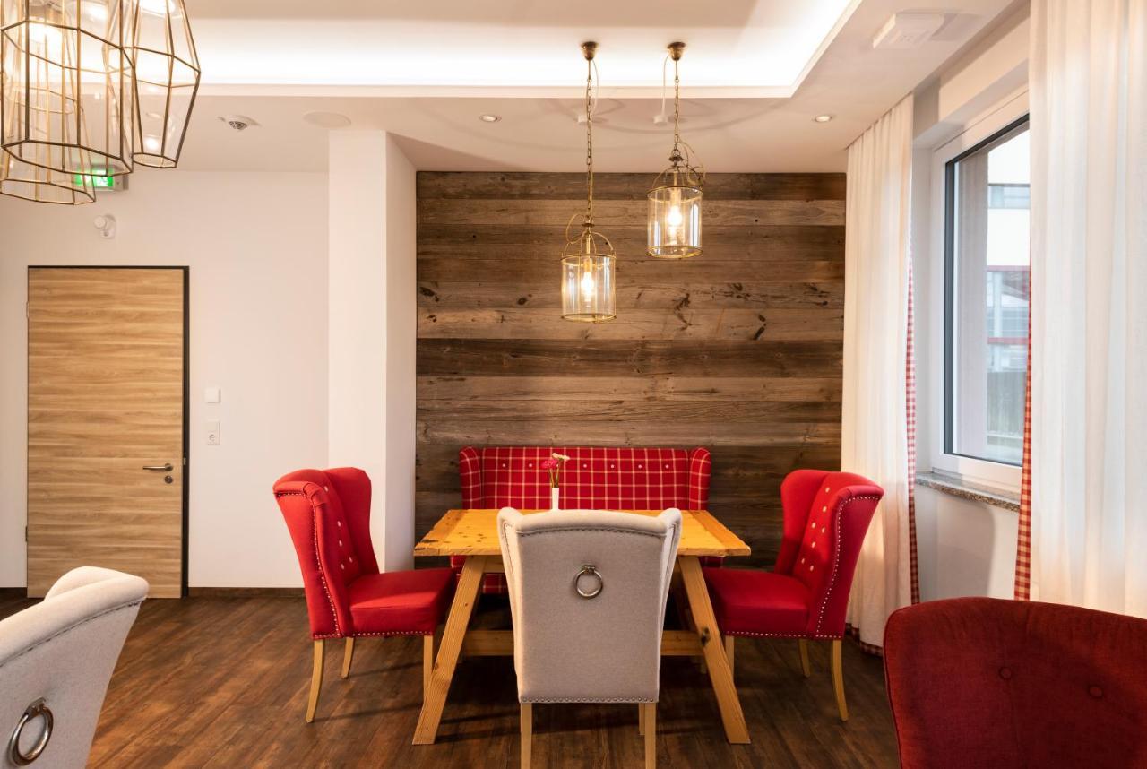 Allgaeu Art Hotel Kempten Ngoại thất bức ảnh